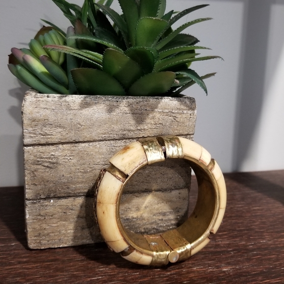 💎VINTAGE HANDCRAFTED BANGLE - Picture 4 of 8